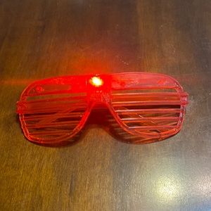 👗👗👗 Plastic glasses with lights 👗👗👗